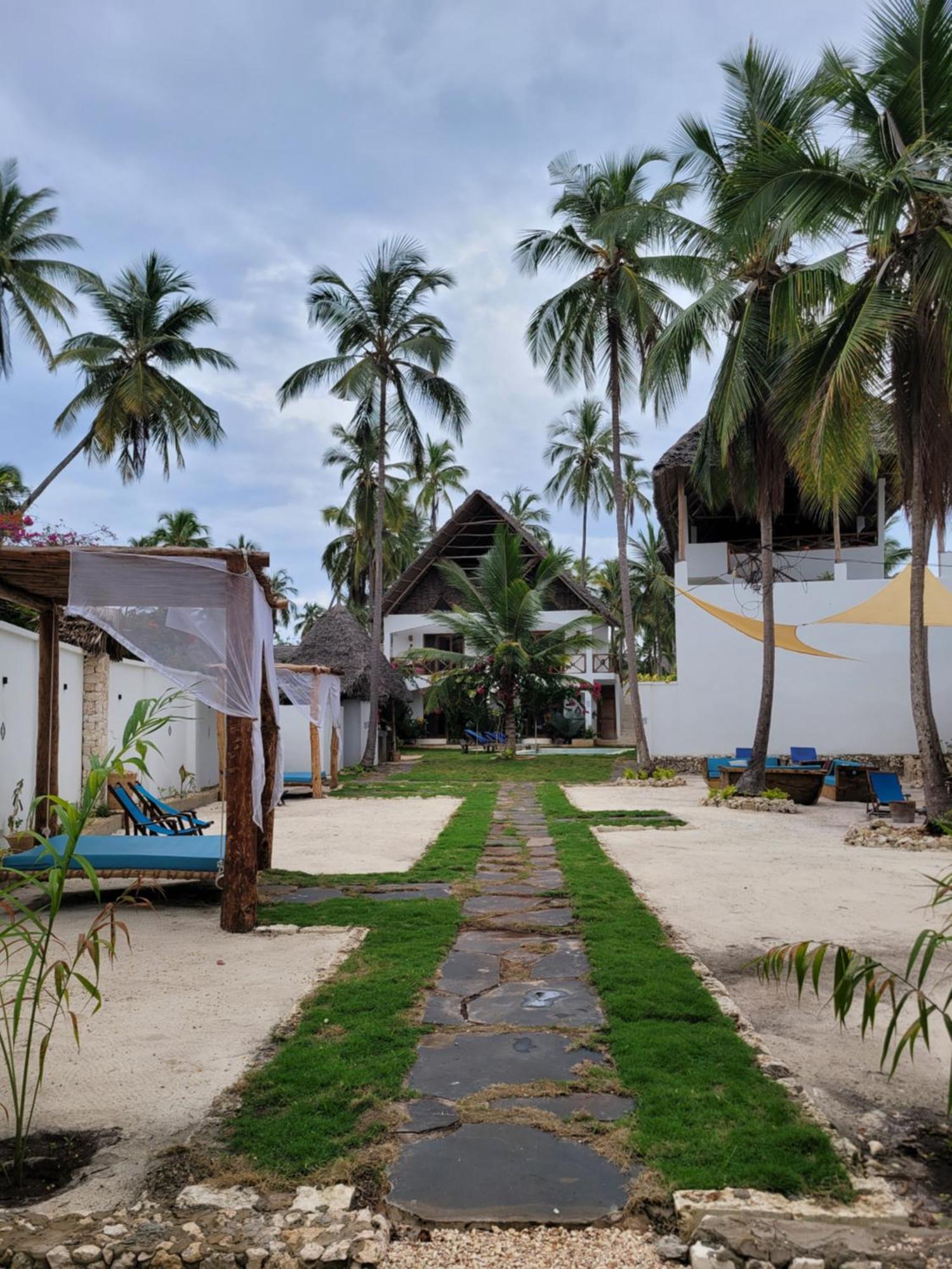 Mambo Cabana Pwani Mchangani Exterior photo